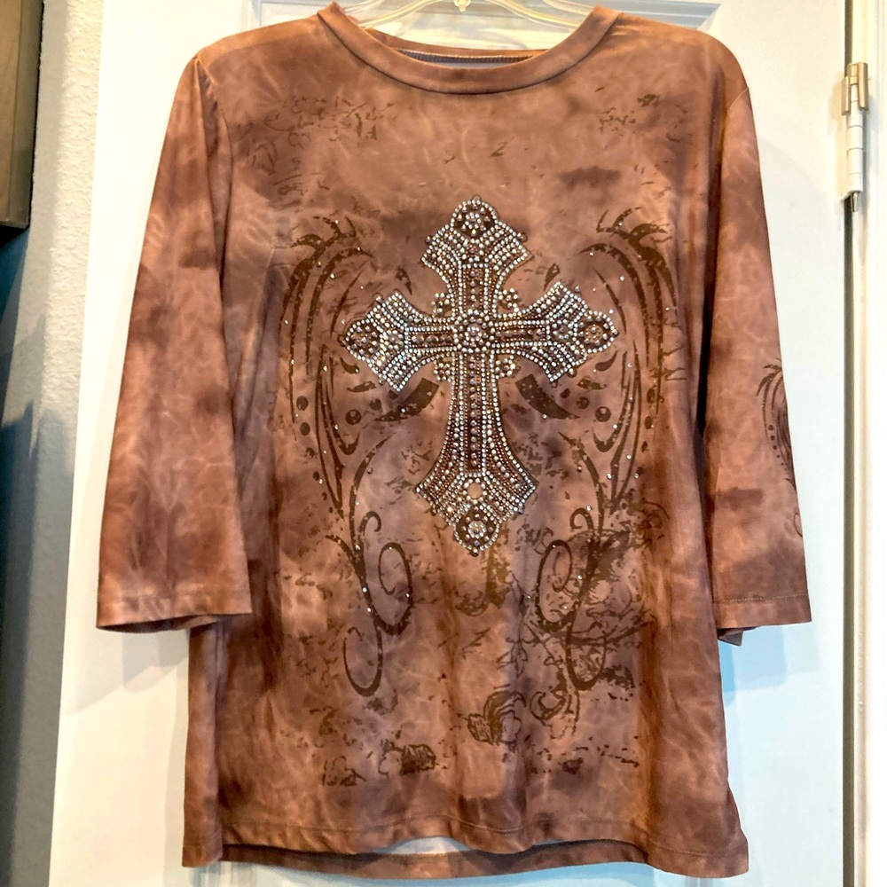 Lady Noiz silky western shirt size Medium, never worn from a smoke free home